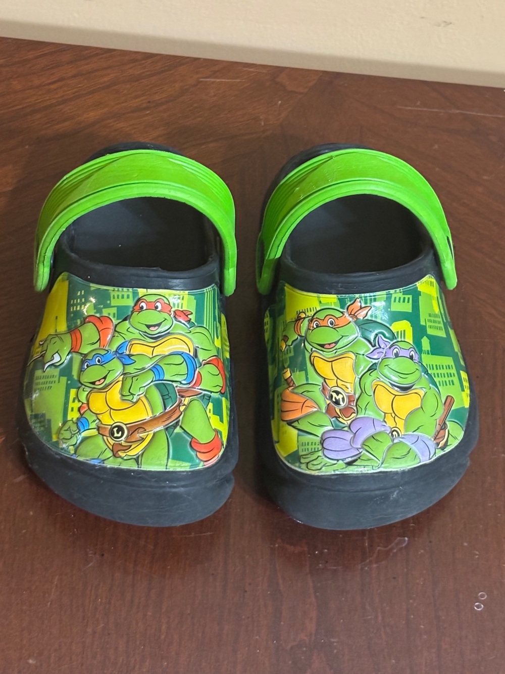 Kids Green Teenage Mutant Ninja Turtles Slip-On Clogs